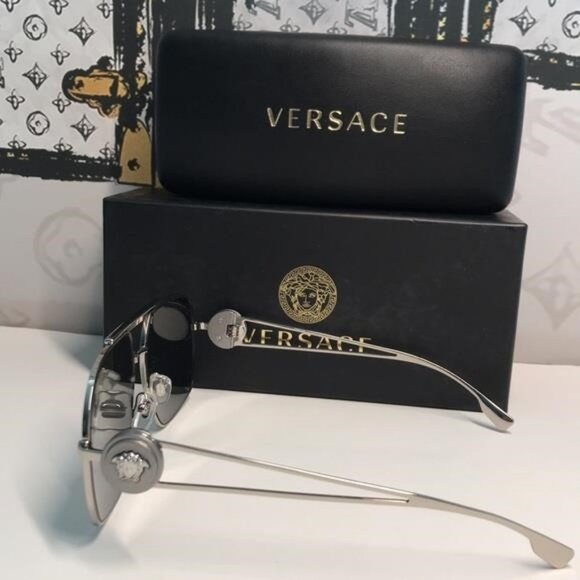 NEW AUTHENTIC Versace Silver Sunglasses VE2269 - Picture 11 of 13